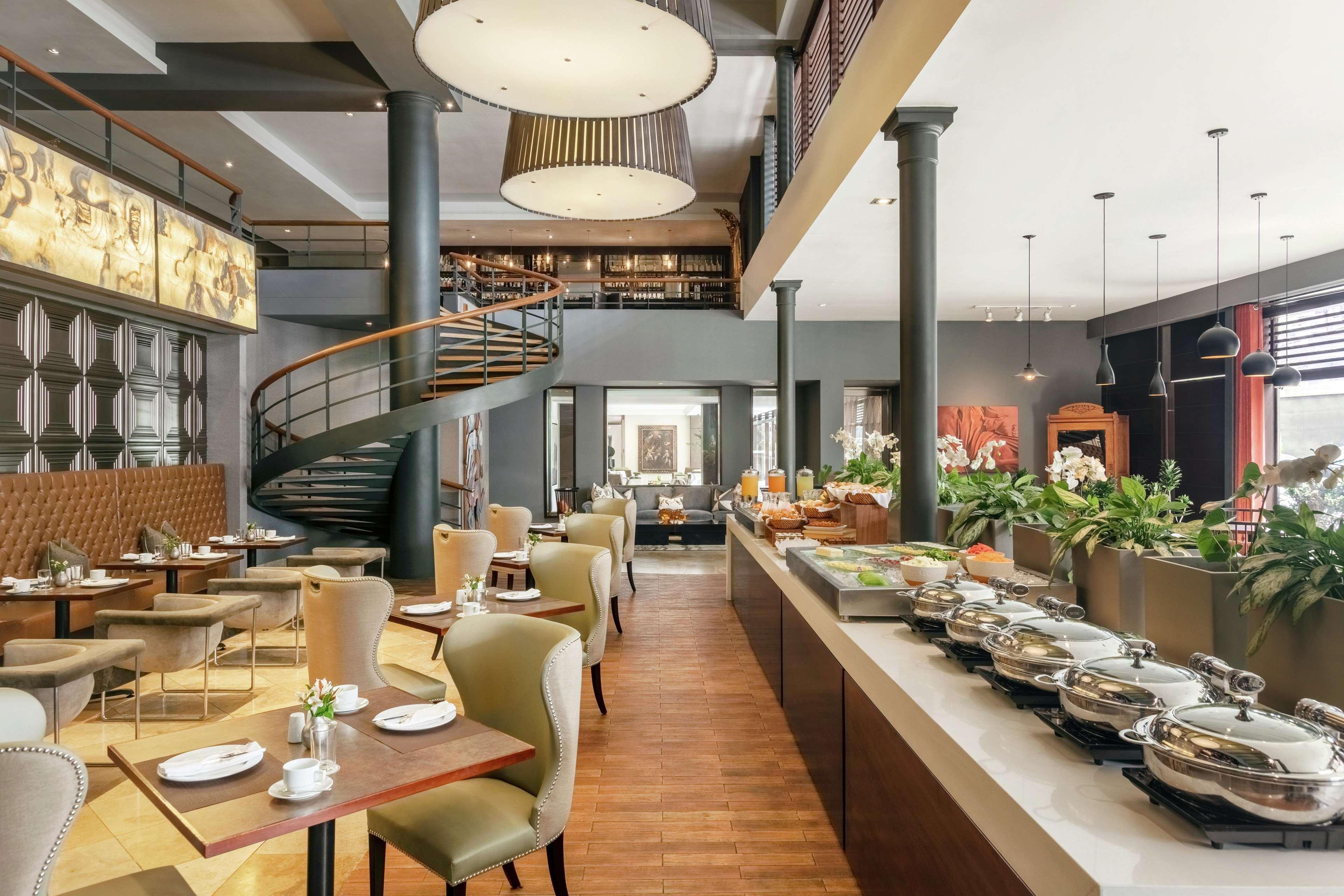 Hotel Doubletree By Hilton Miraflores El Pardo
