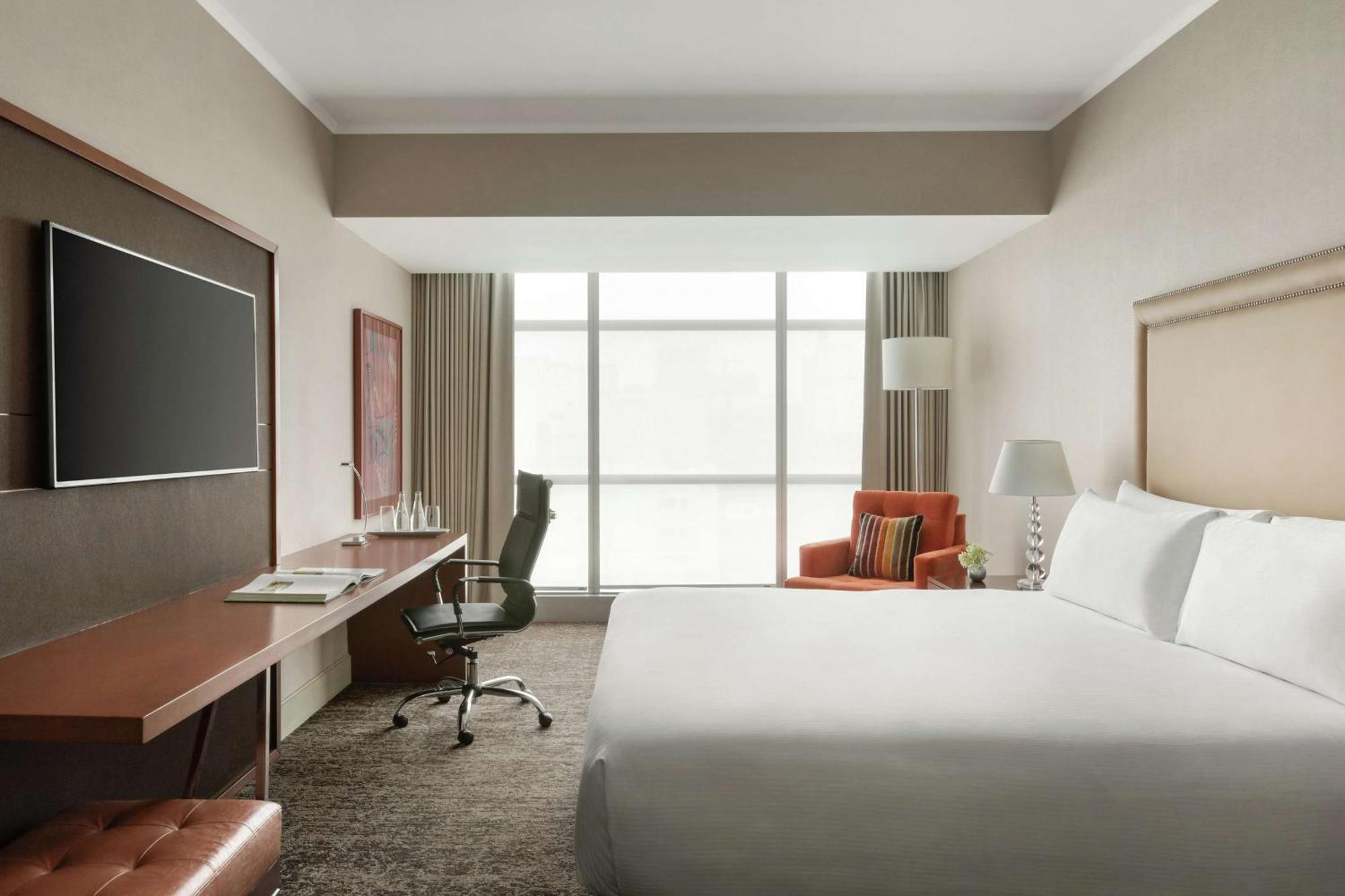 Doubletree By Hilton Miraflores El Pardo Hotel 5*
