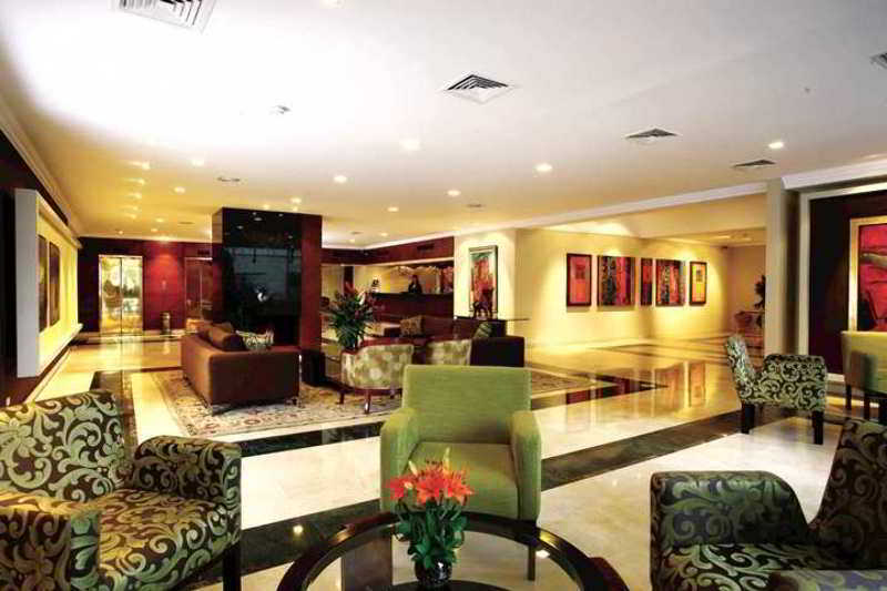 Doubletree By Hilton Miraflores El Pardo