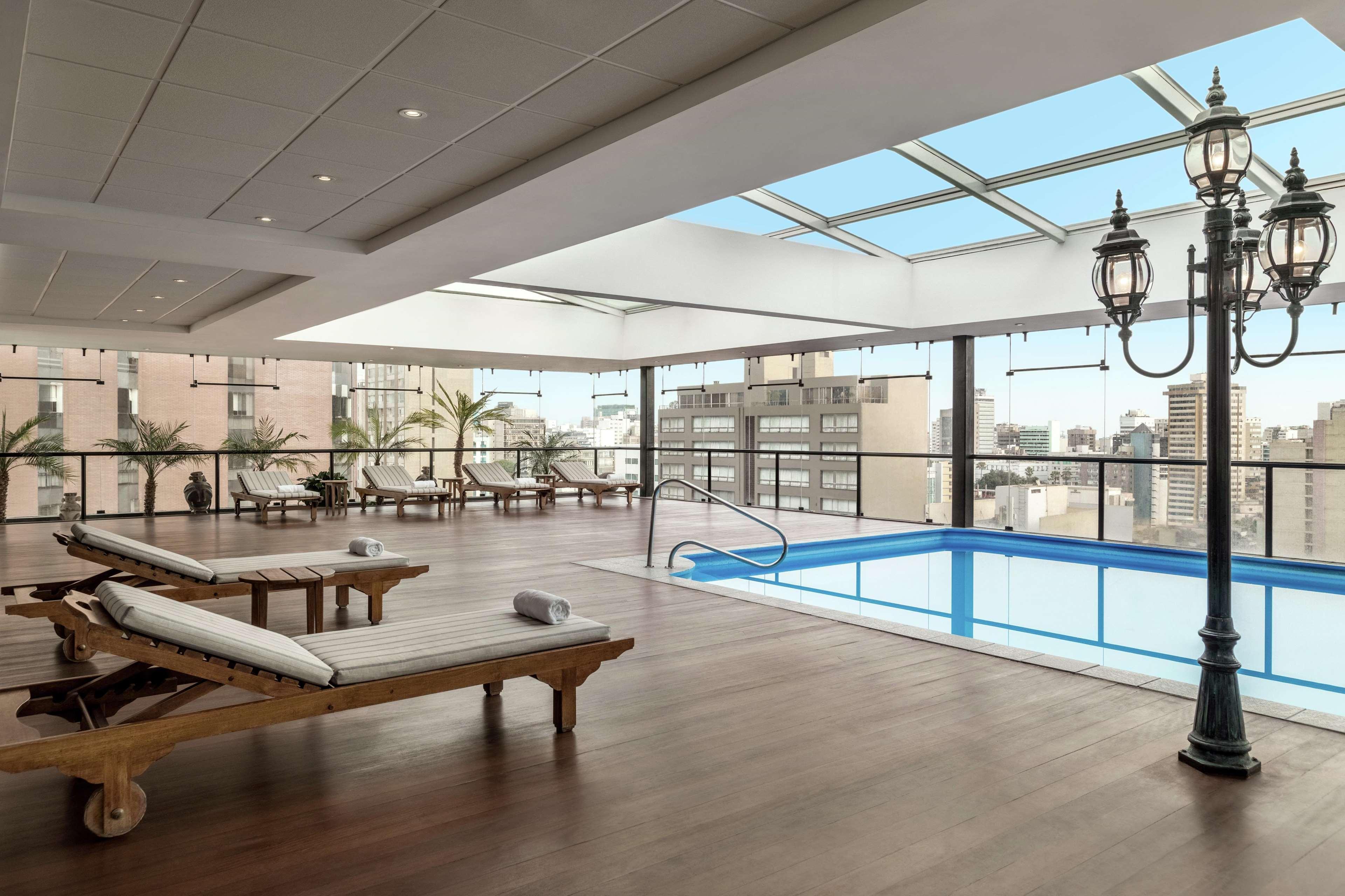 Doubletree By Hilton Miraflores El Pardo Hotel