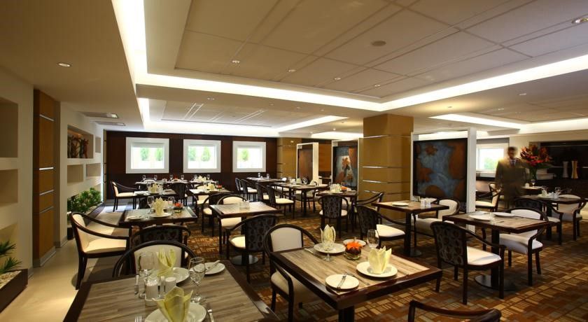 Doubletree By Hilton Miraflores El Pardo